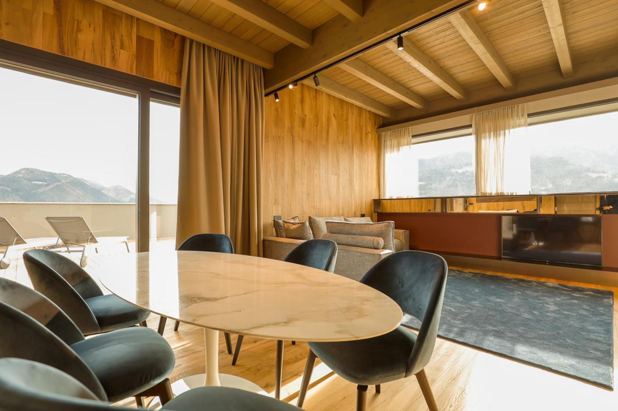 Collina Luxury Relais Hotel Clusone Exterior photo